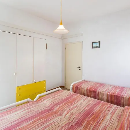 Giannina Apartment *